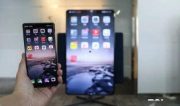 最新小屏手机爆料视频播放,视频爆料揭示惊人性能与设计革新”