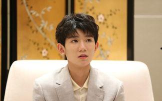 娱乐吃瓜君唐欣